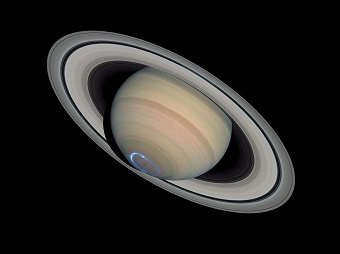 Saturn with auroras - 340px.jpg